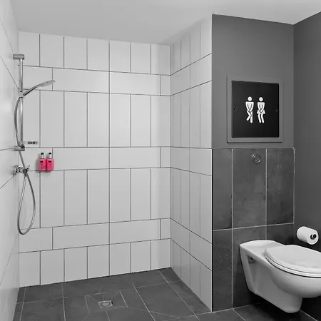 Hotel B&B Home La Ciotat 3*