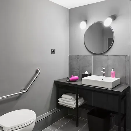 Moxy Hotel La Ciotat