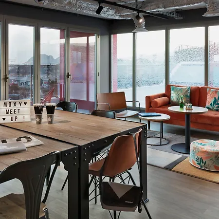Moxy Hotel La Ciotat