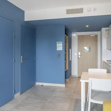 B&B Home La Ciotat Hotel