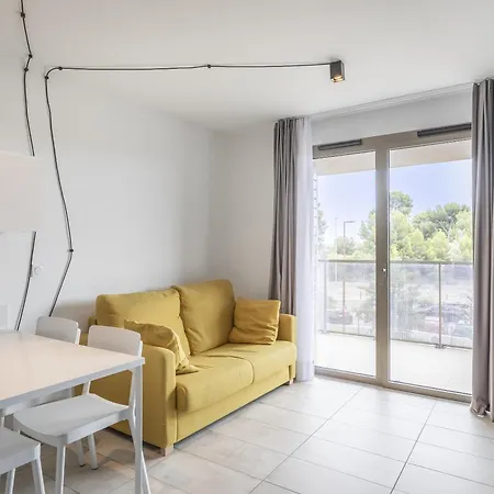 B&B Home La Ciotat Hotel 3*