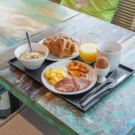 B&B Home La Ciotat Hotel