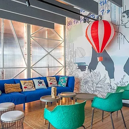 Hotel B&B HOME La Ciotat 3*