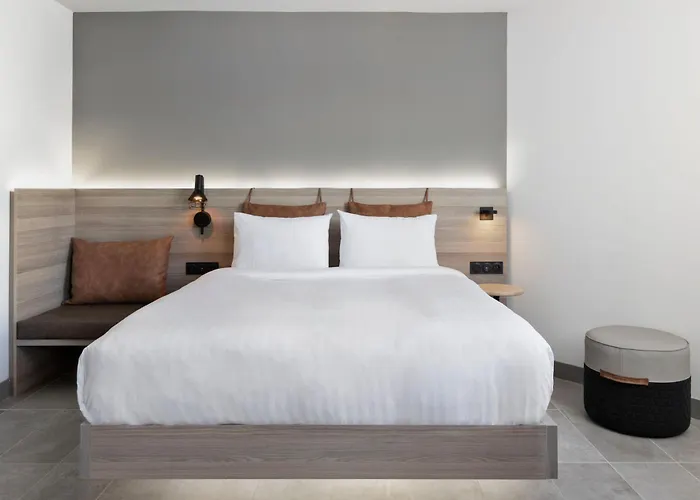 Moxy Hotel